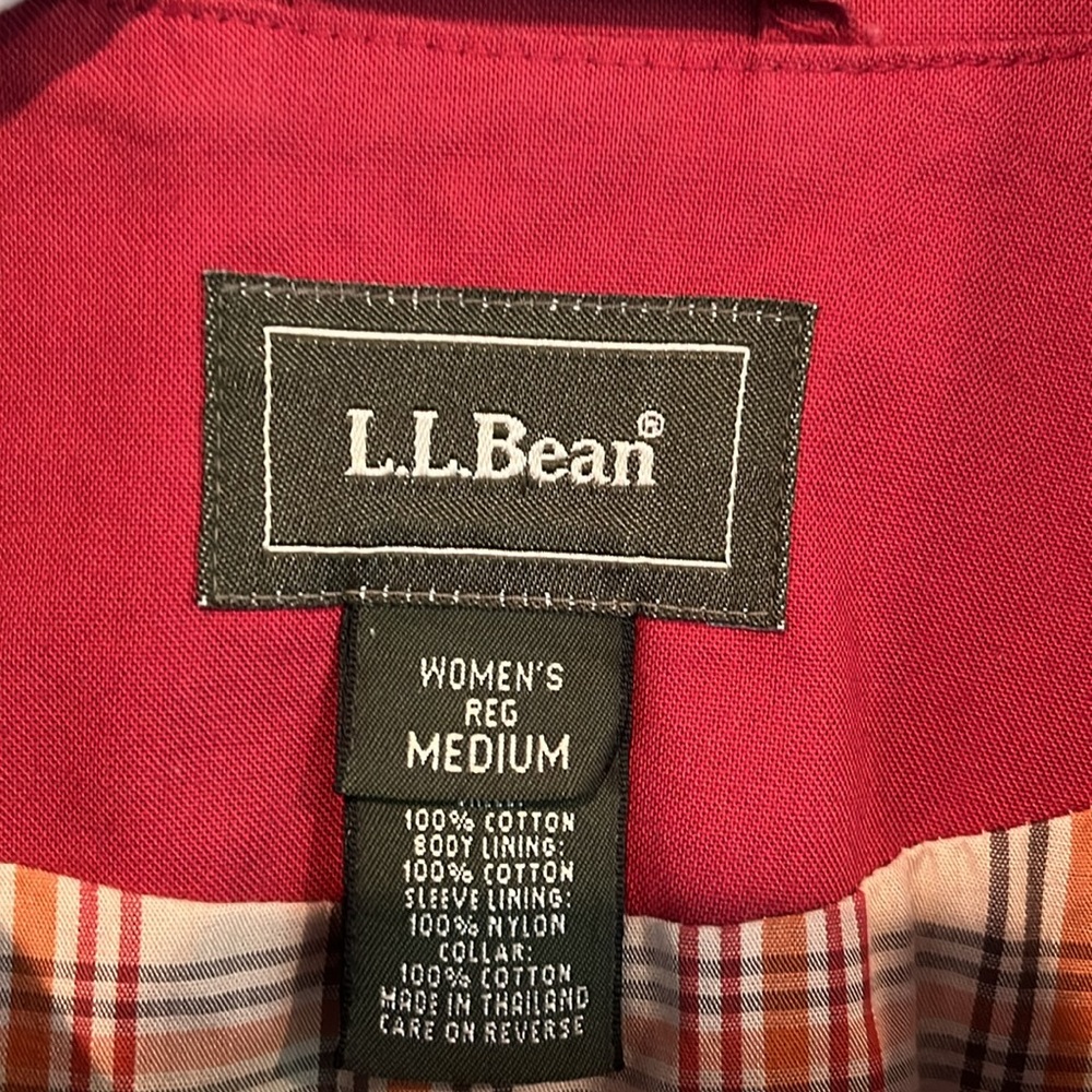L.L.Bean Chore Coat Barn Jacket Size M Brick Red Corduroy Collar 100% Cotton - Picture 2 of 15